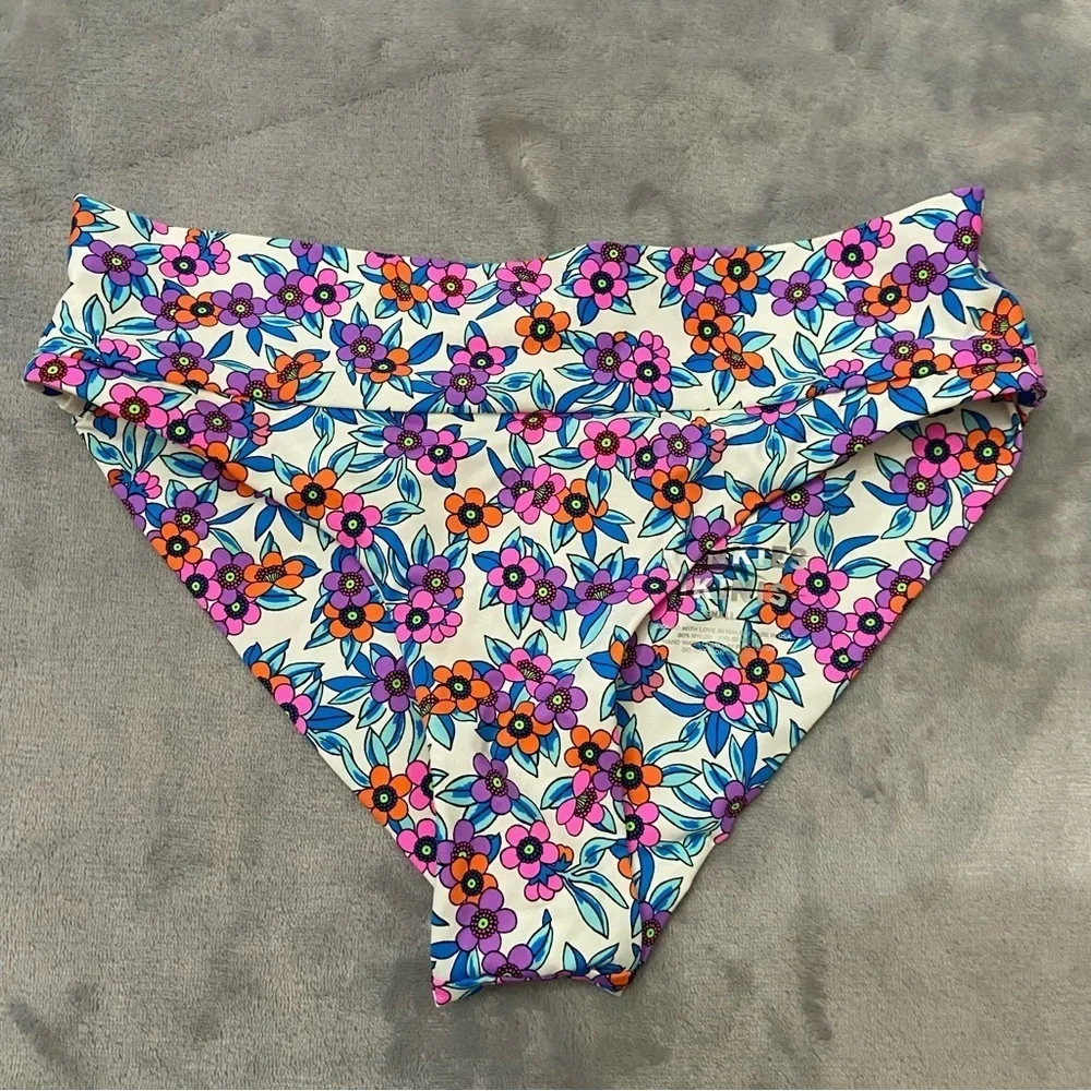 New! Frankies Bikinis Gavin Flower Farm Floral Cheeky Bikini Bottom 24071